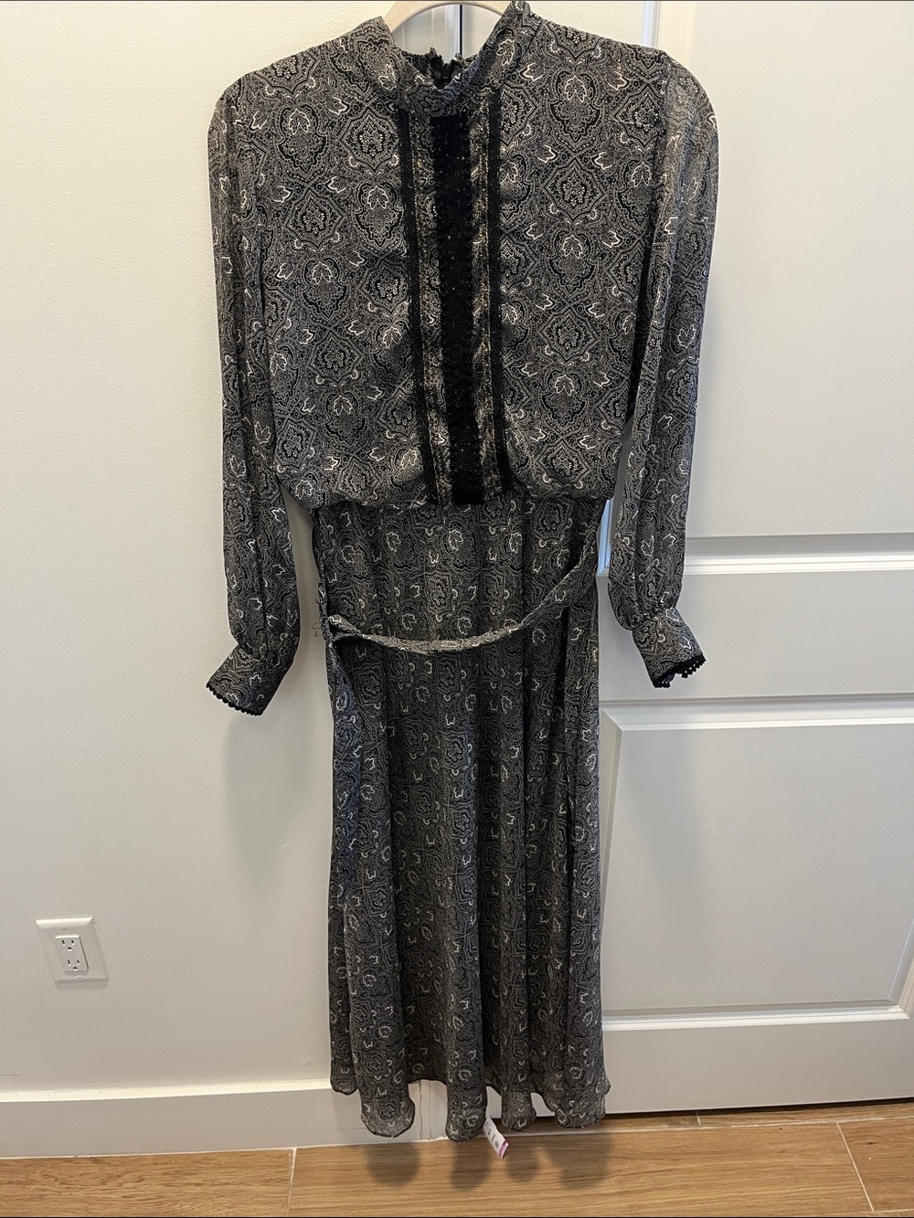 Zara Black Paisley-Print Long Sleeve Midi Dress